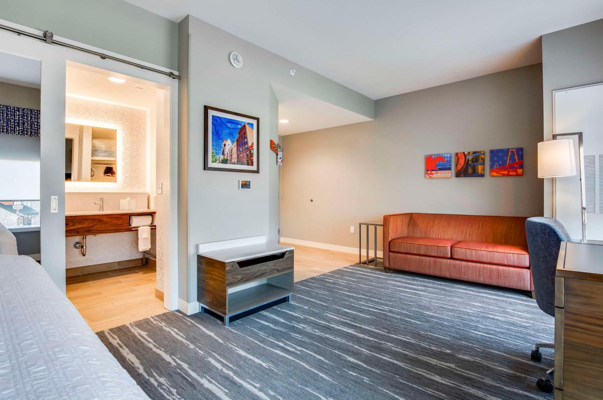 Hampton Inn & Suites By Hilton Louisville East Oxmoor Buitenkant foto