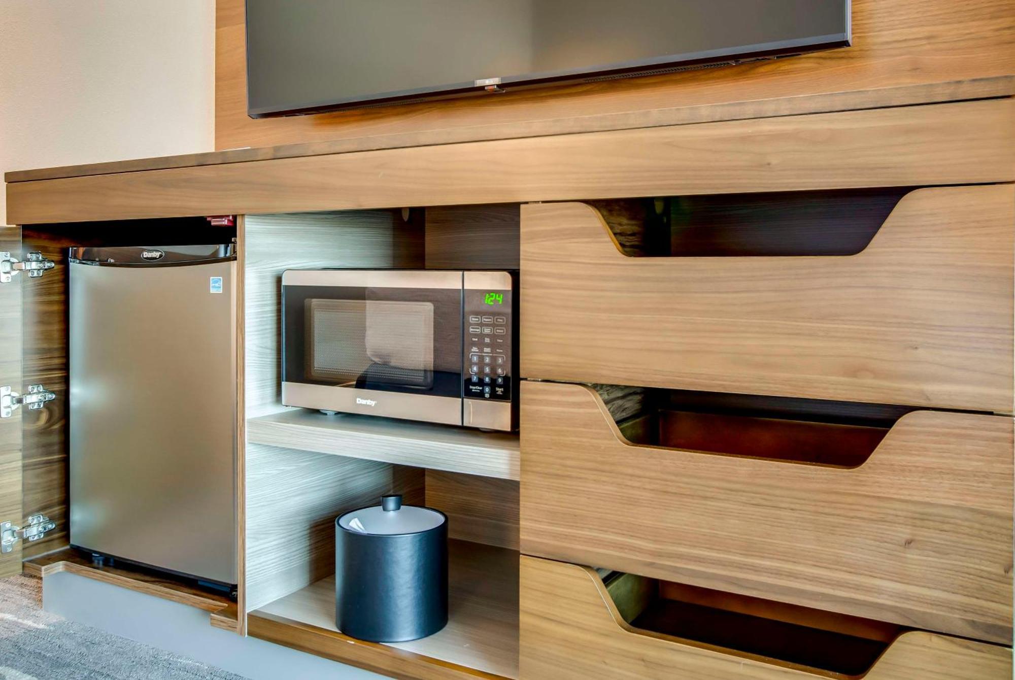 Hampton Inn & Suites By Hilton Louisville East Oxmoor Buitenkant foto
